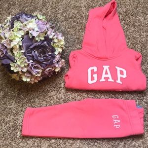 BabyGap Girls Fleece Sweat Suit